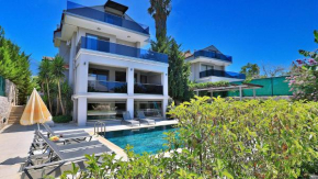 3 Bedroom Villa in Oludeniz - 5832